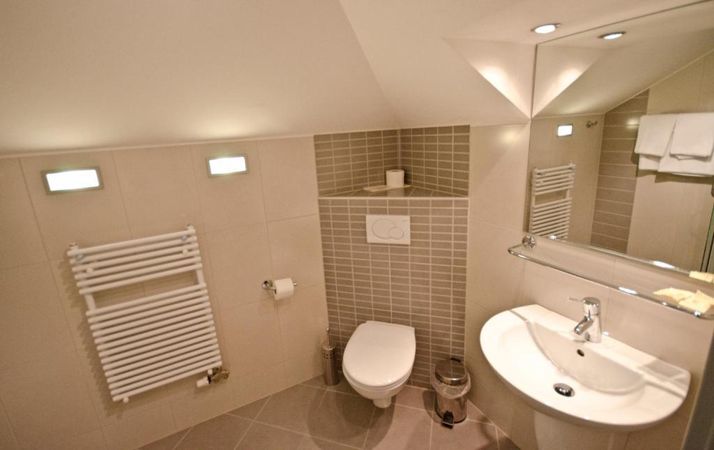 Promedicum Panzio Hotell Veszprém Rom bilde